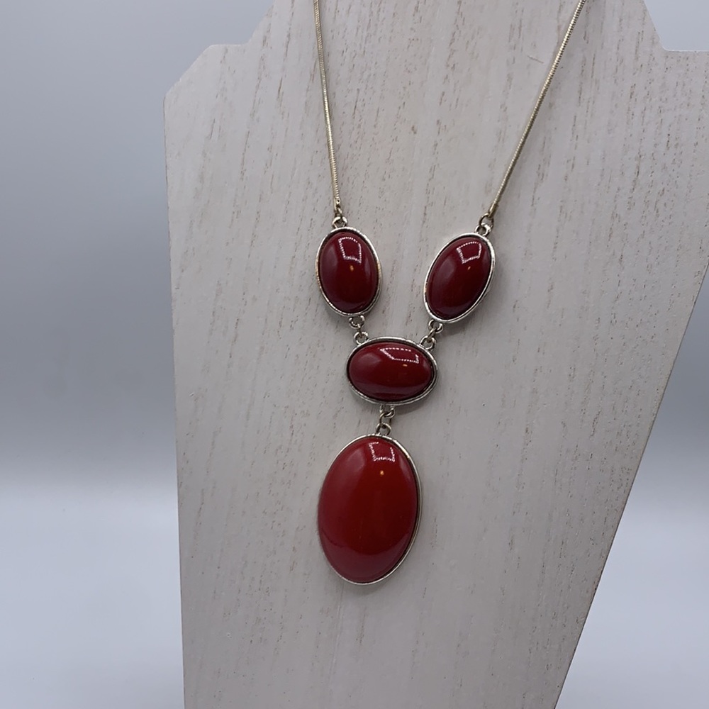 3 Stone Red Necklace